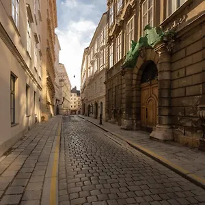 Vienna Vienna