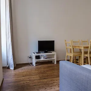 Apartament 1200, Wiedeń
