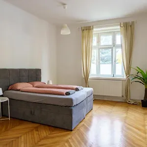  Апартаменты Central Living - Schoenbrunn